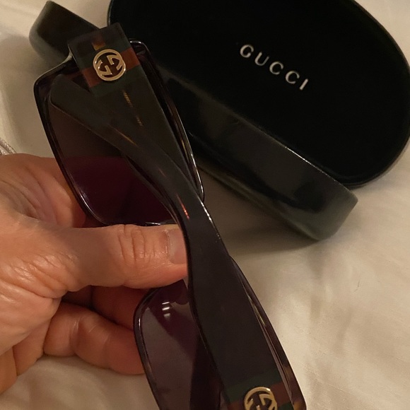 Gucci the Must have CLASIC Sun glusses - Picture 6 of 16